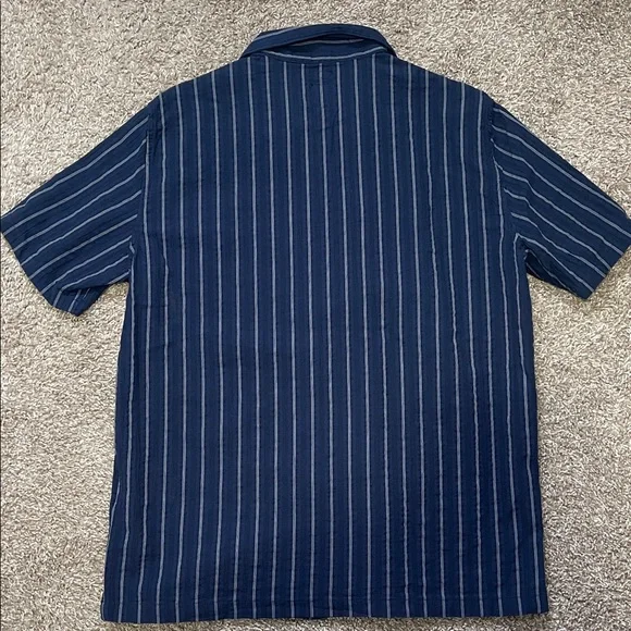 NWT GAP Men's Navy and White Striped Vacay Shirt - Picture 4 of 5